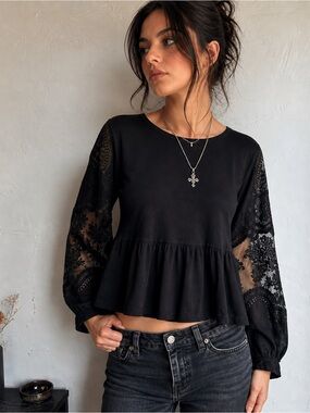 Andrée Black Lace Sleeve Babydoll Top Soft Goth Dark Romantic Boho Whimsigoth M